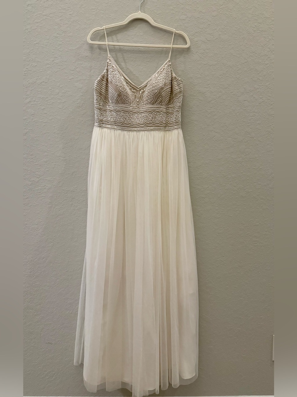 Adrianna Papell Beaded Chiffon Maxi Evening Gown Ivory Size 14